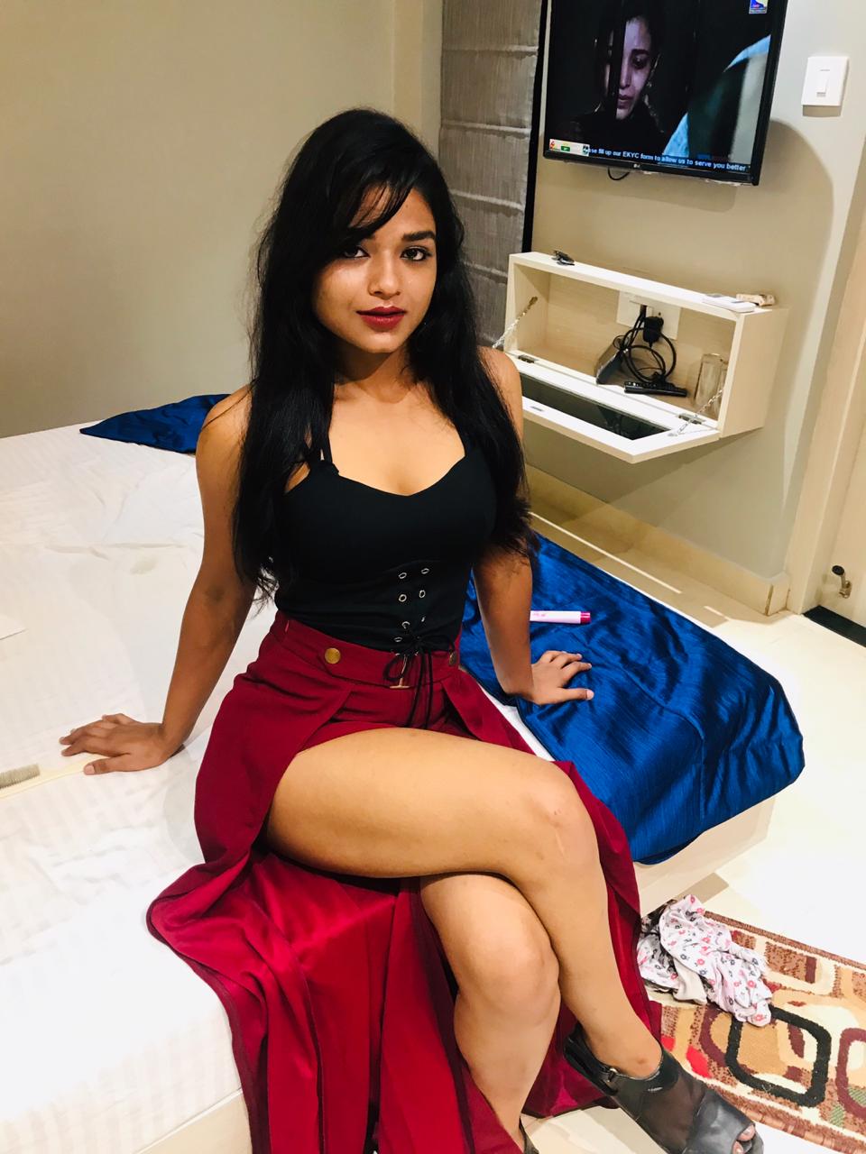 Kodamthuruthu call girls escort